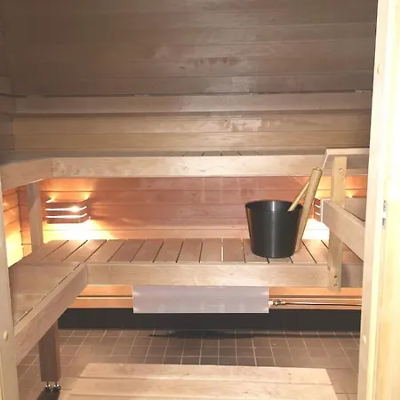 Διαμέρισμα Luxury Penthouse, With Jacuzzi And Lake View! *